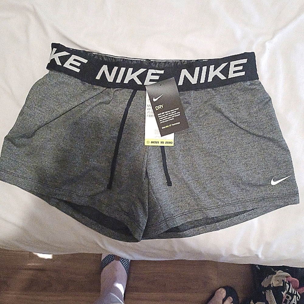 Nike Women Medium Shorts